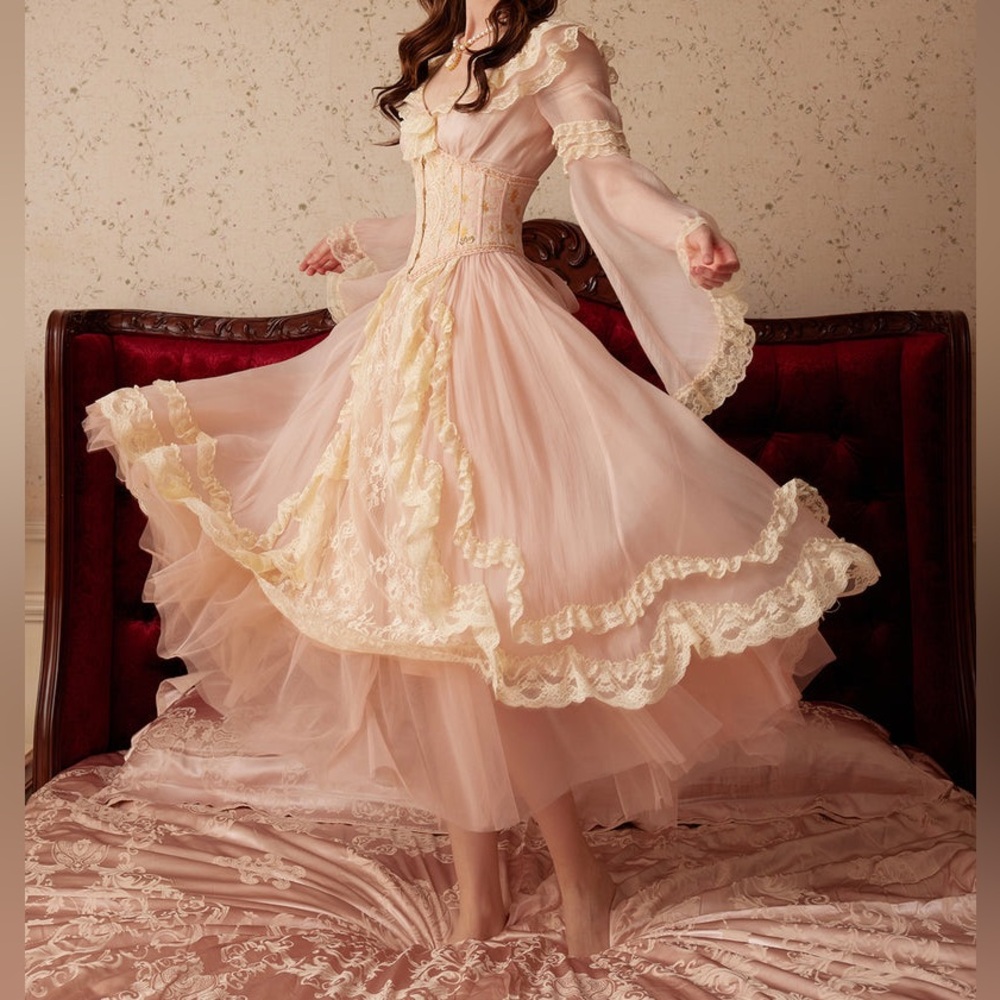 NWT Lacemade Princess Seraphina Dress in XL